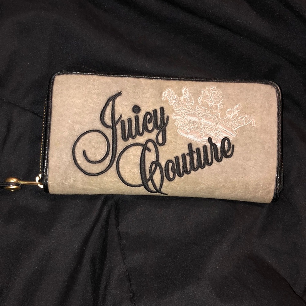 Juicy couture wallet